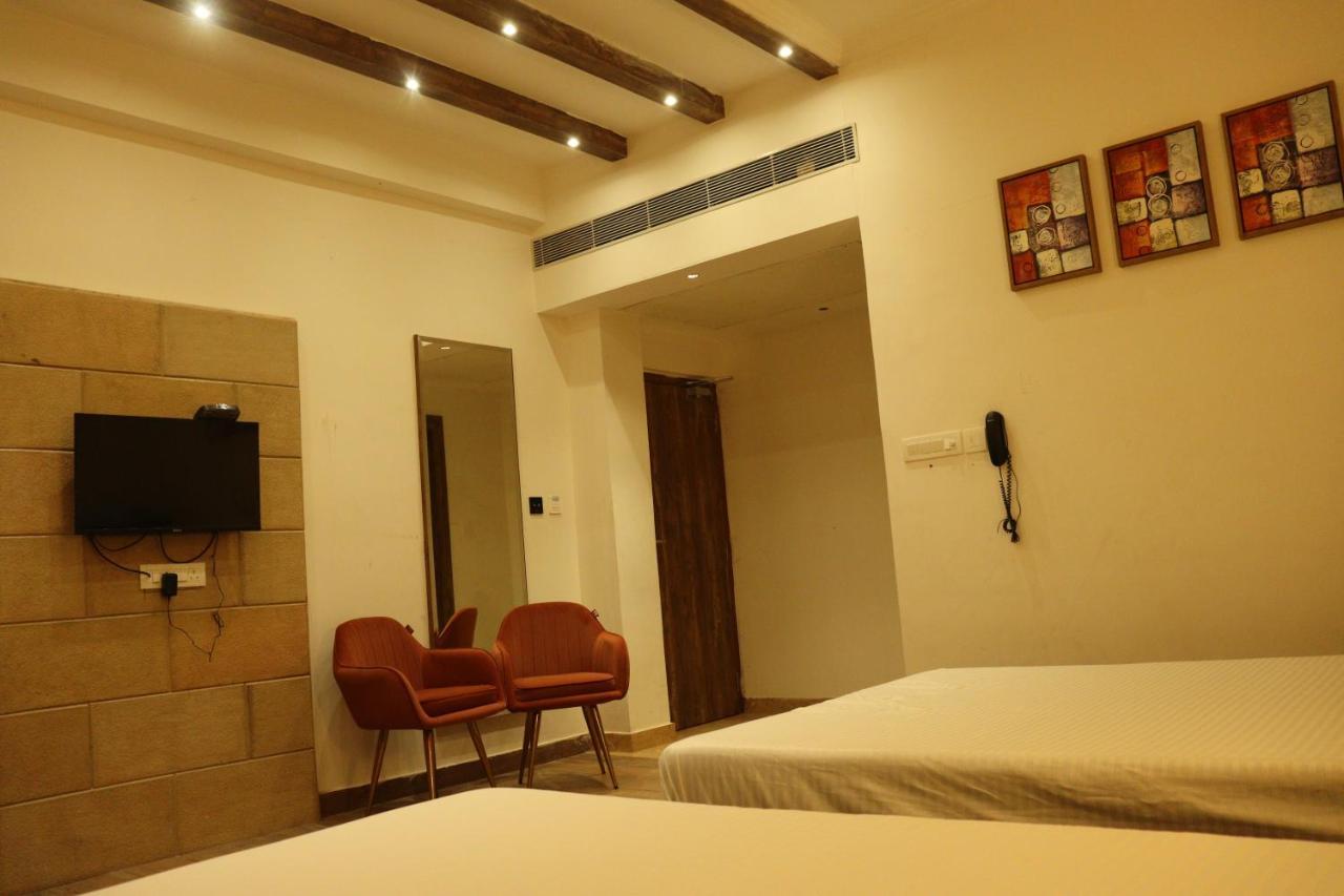The Stoneberry Resort Madhupur ภายนอก รูปภาพ